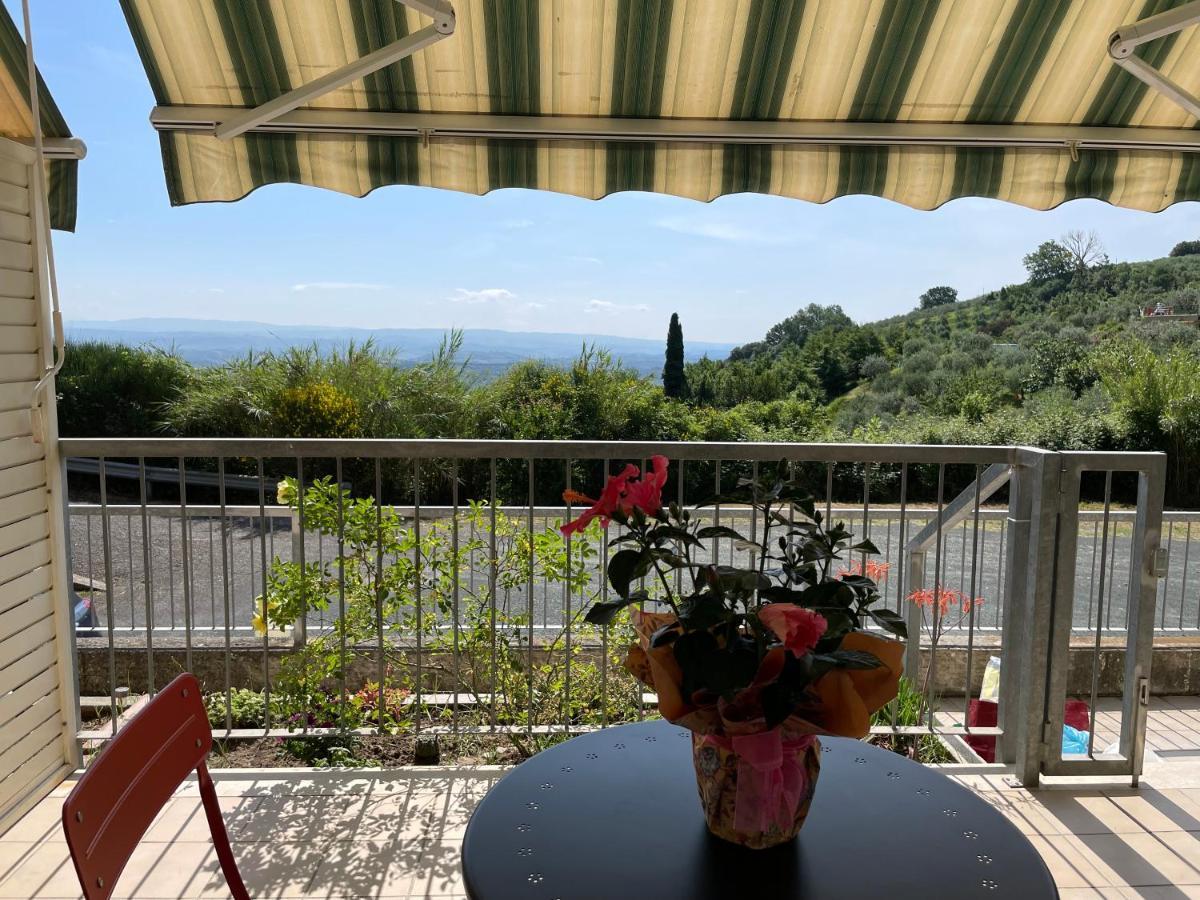 A Casa Di Silvia Appartement Gambassi Terme Buitenkant foto